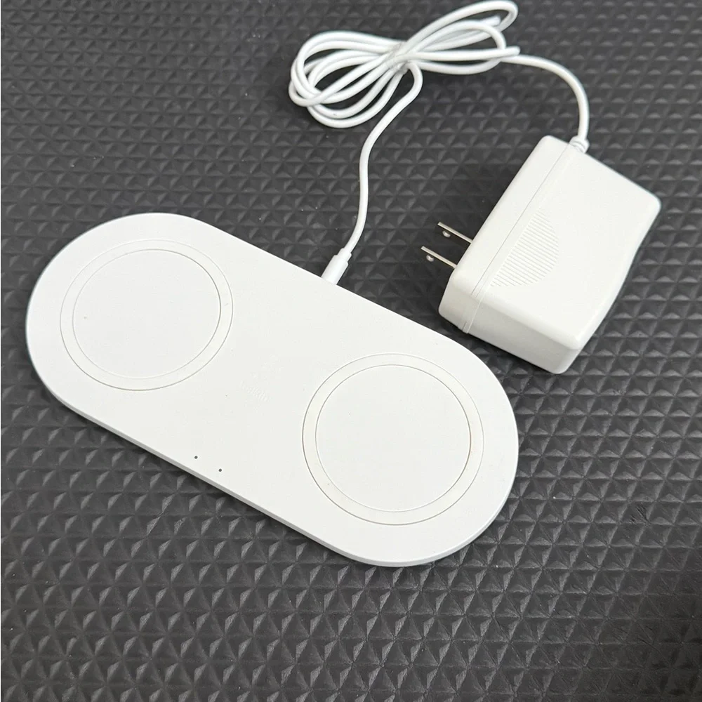 Dual Wireless Charging Pad - White